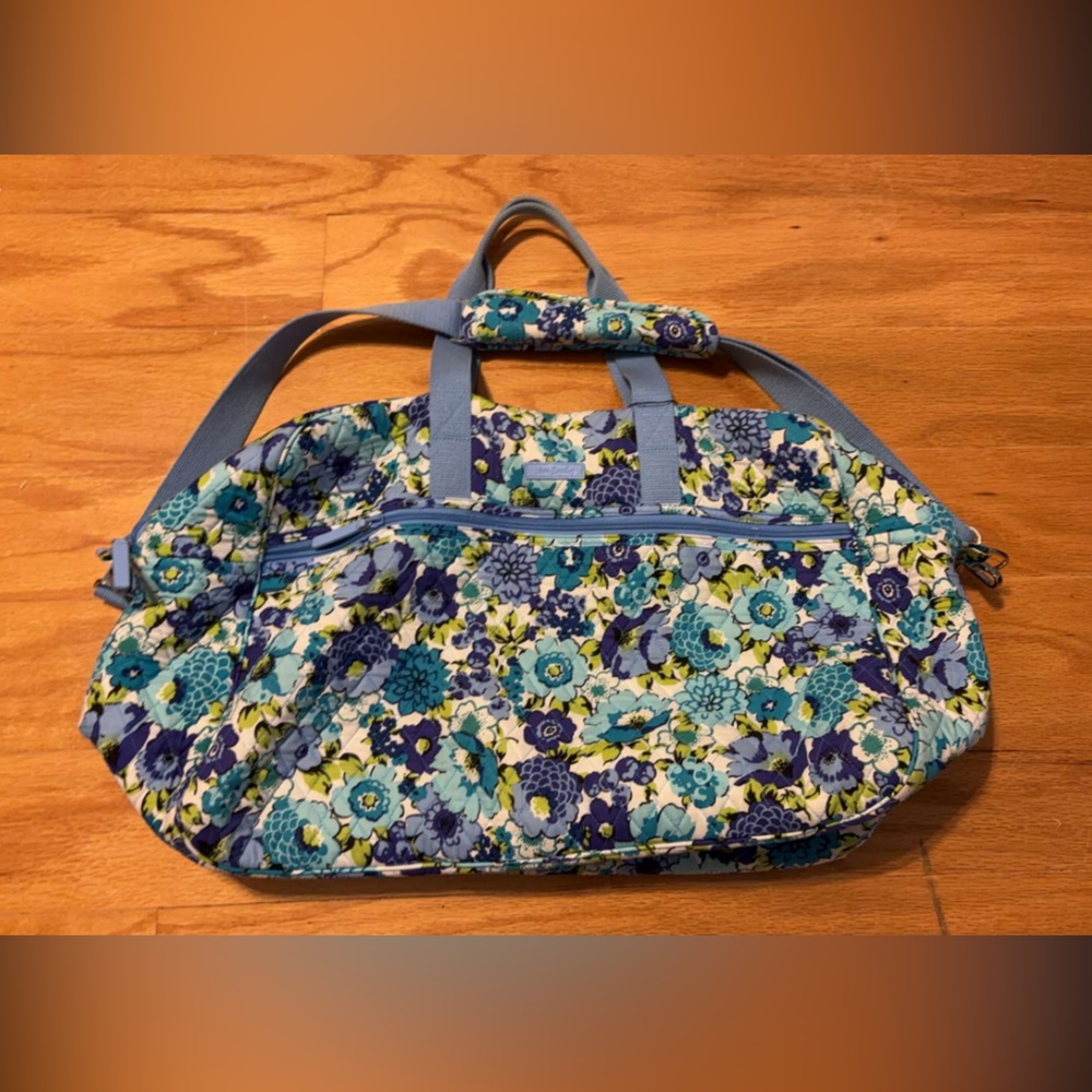 Vera Bradley weekend bag